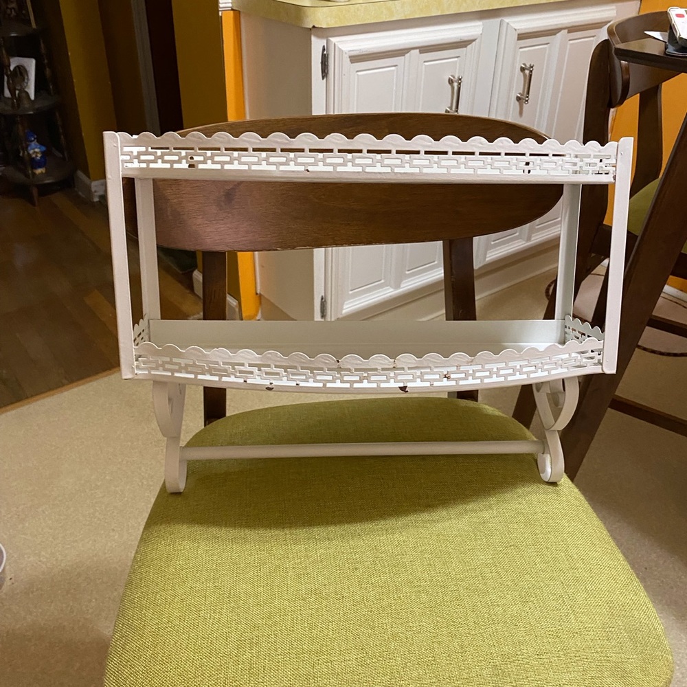 Vintage Retro Bathroom Shelf